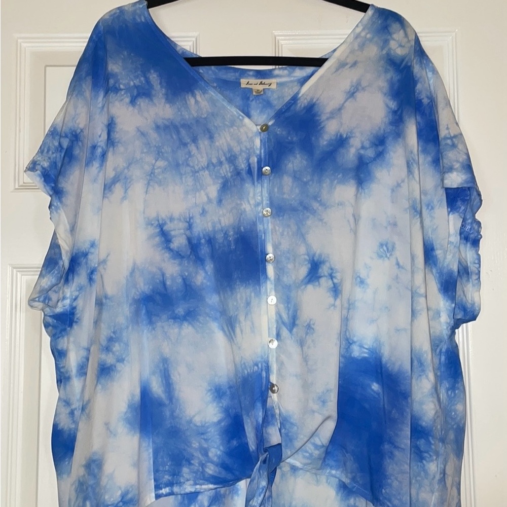 Jane & Delancey Hi-Lo Shirt
